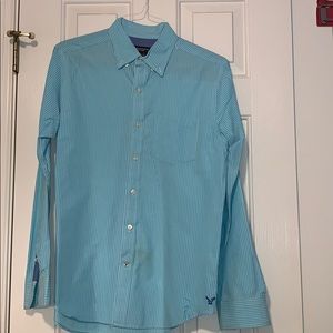 Men’s American Eagle button down shirt